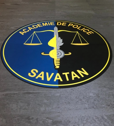 Logo auf dem Boden